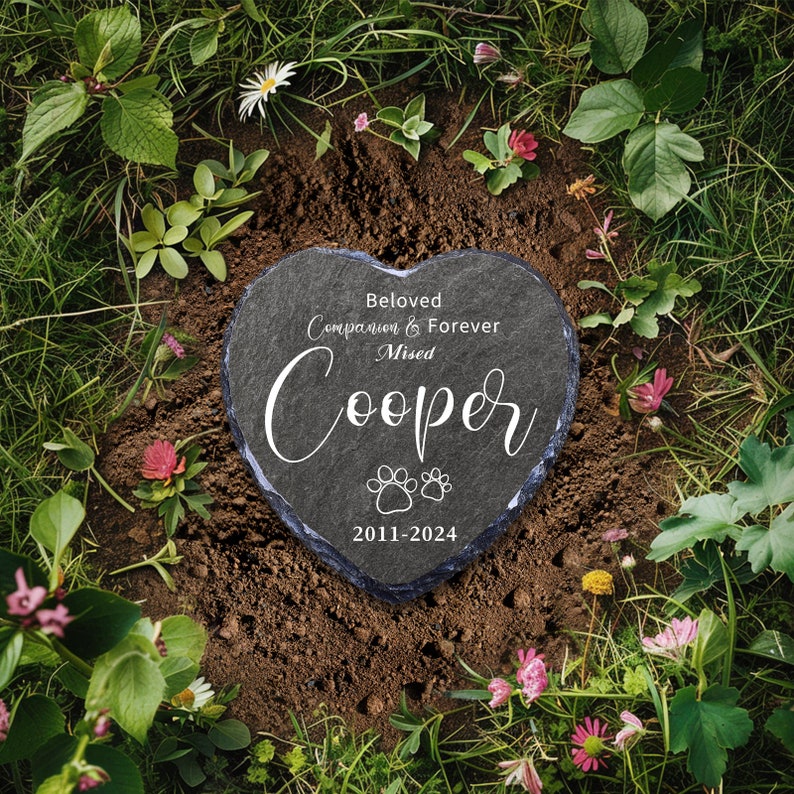 Pet Memorial Stone, Personalized Pet Memorial Gift, Garden Memorial Stone, Pet Grave Marker, Pet Loss Gift, Dog Memorial Stone, Garden Stone