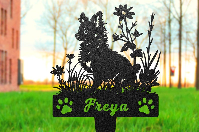 Personalized Chihuahua Memorial Garden Stake, Floral Metal Dog Sign