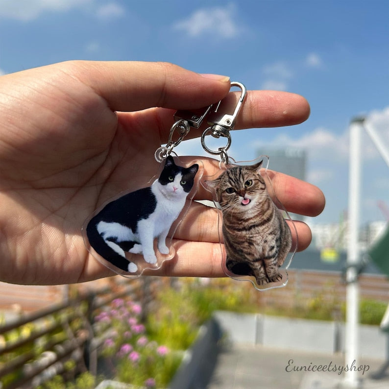 Custom Cat Keychain, Pet Portrait Keychain, Personalized Pet Photo Keychain, Cat Memorial Gift, Holiday Gift for Pet Lovers, Dog Keychain
