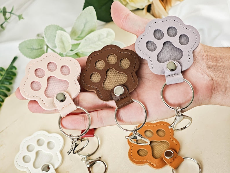 Personalized Pet Portrait Keychain, Fur Memorial, Paw Print Leather Pouch
