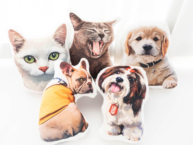 Custom Pet Shape Pillow | Cat Photo Cushion | Personalized Dog Portrait Gift | Unique Keepsake for Dog Lovers | Pet Memorial Pillow
